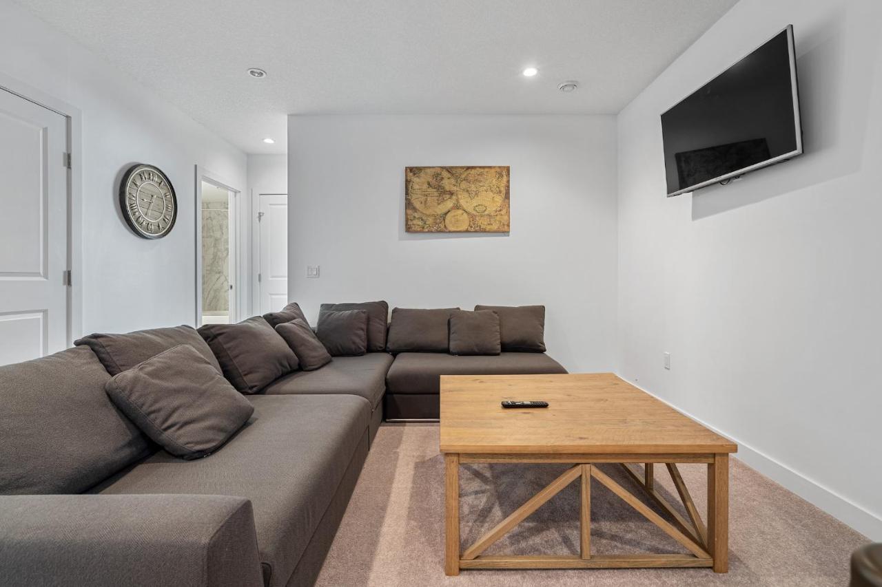 Luxury Spacious Private House Near City Centre YYC Exterior foto
