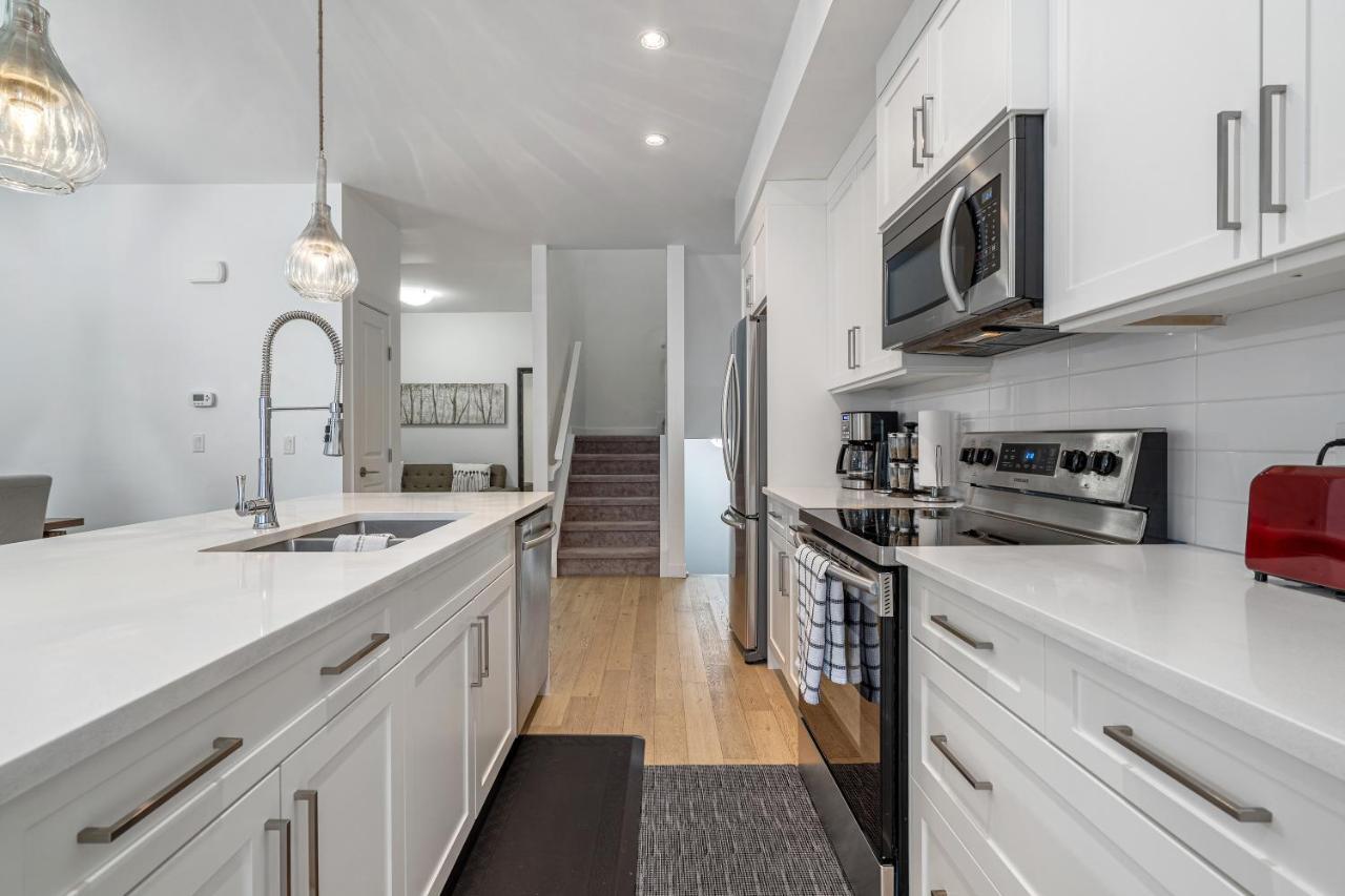 Luxury Spacious Private House Near City Centre YYC Exterior foto